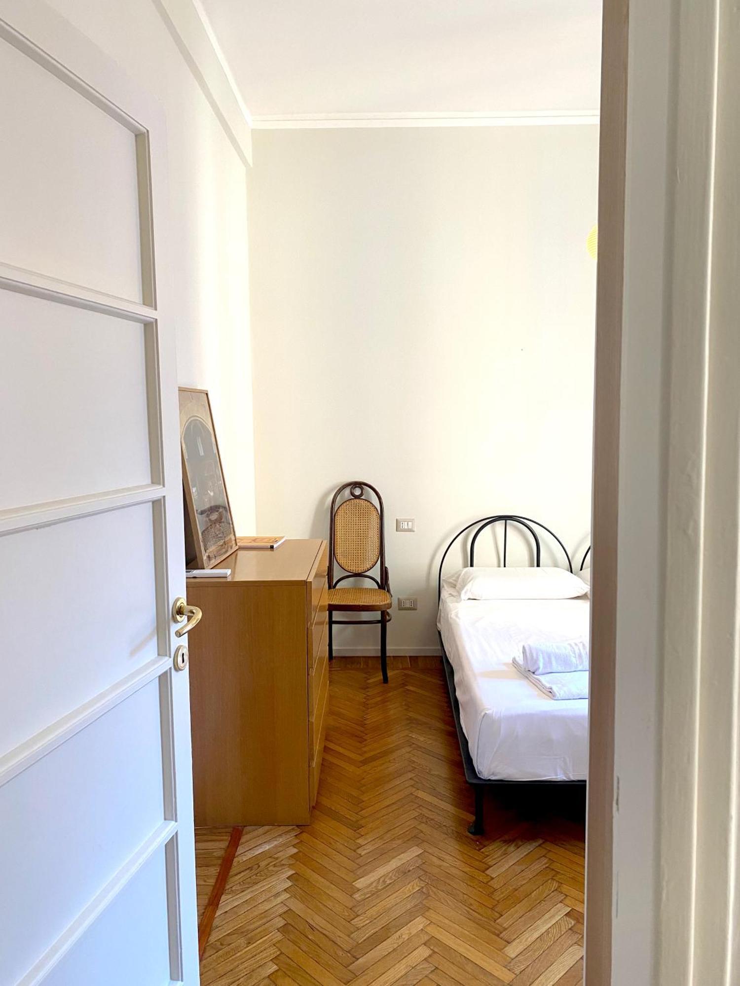 Kibilu - Via Braga - Stazione Centrale Milano Exteriör bild